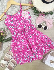 Vestido Arte Fucsia Flores Sólo talla 8 disponible